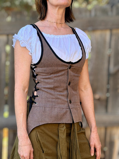 Long Petal Vest - Elipse Brown