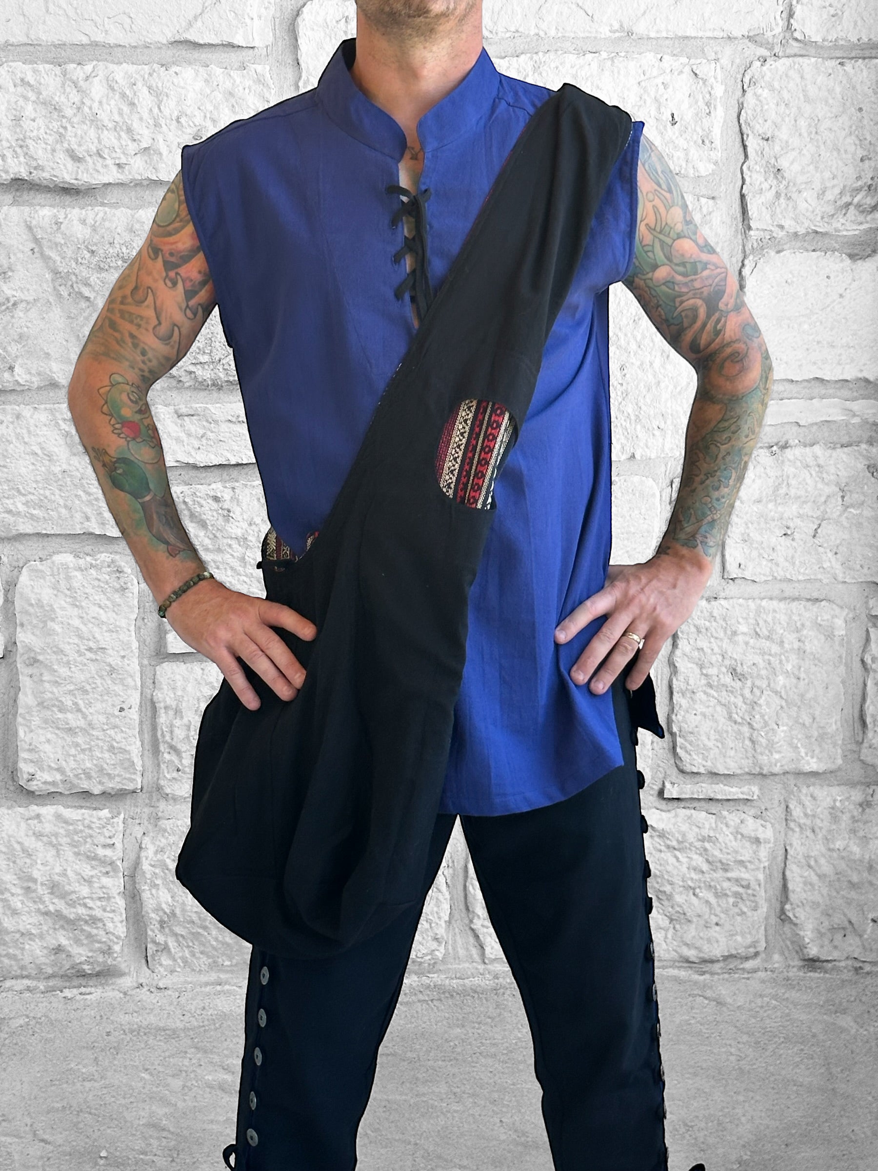 Monk Bag - Tan/Black/Red