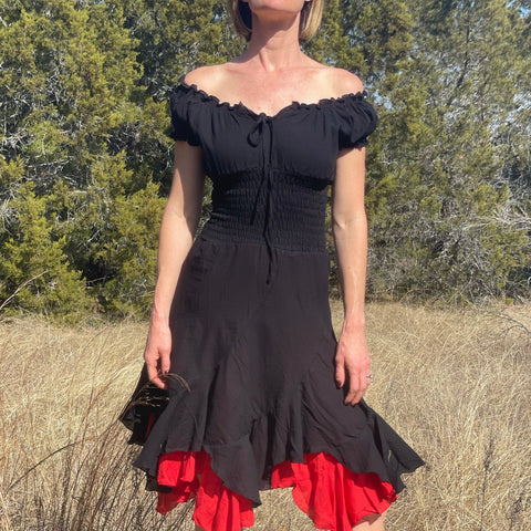 'Willow' Renaissance Dress - Black/Red