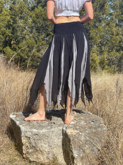 Petal Skirt- Black/grey